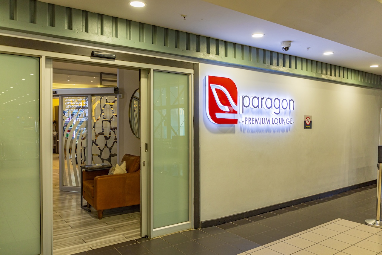 Paragon Premium Lounge entrance